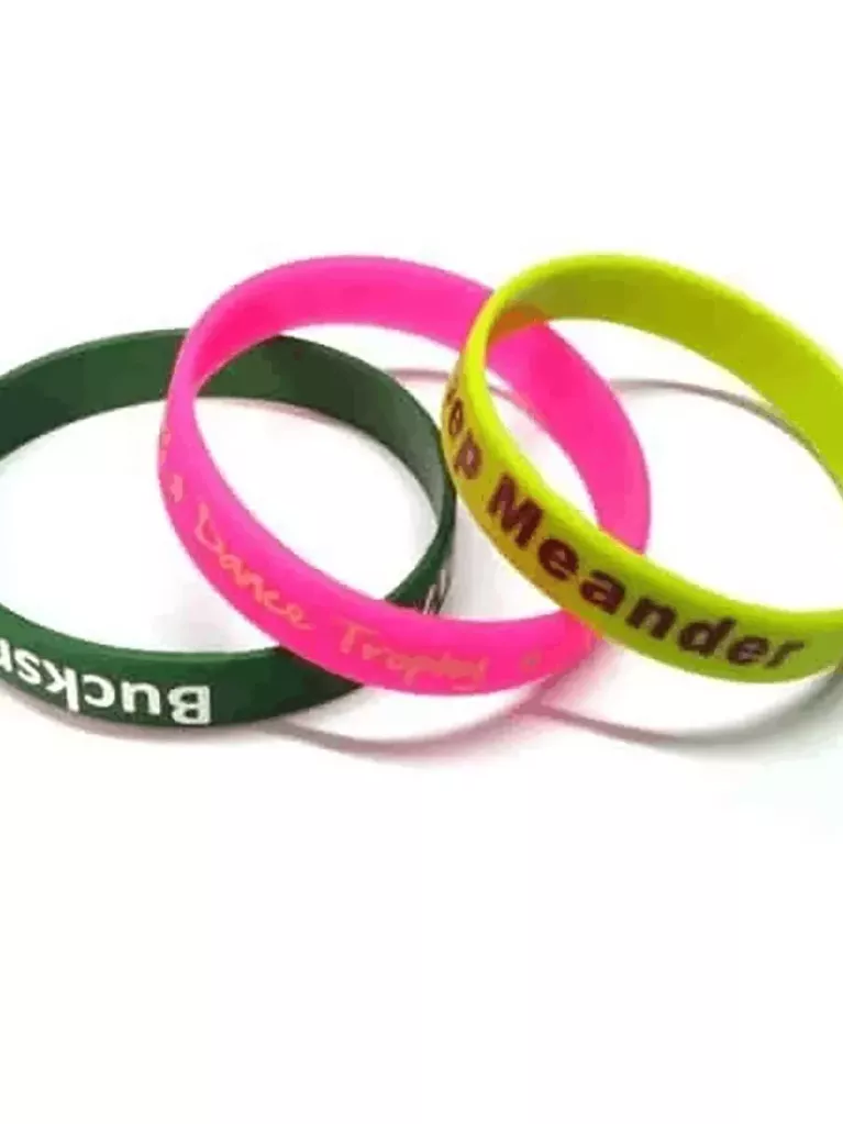 colored-silicone-wristbands
