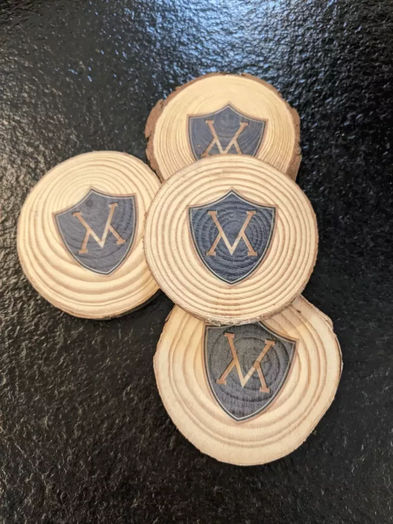 dessous de verre en bois personnalisés avec logo