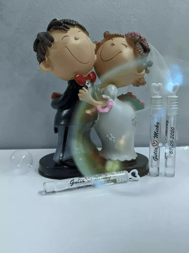 personalized wedding couple bubbles