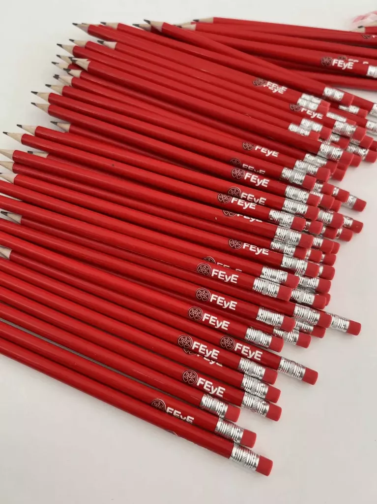 lápis promocionais personalizados