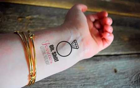 5 ideas para hacer más creativa tu boda con tatuajes temporales